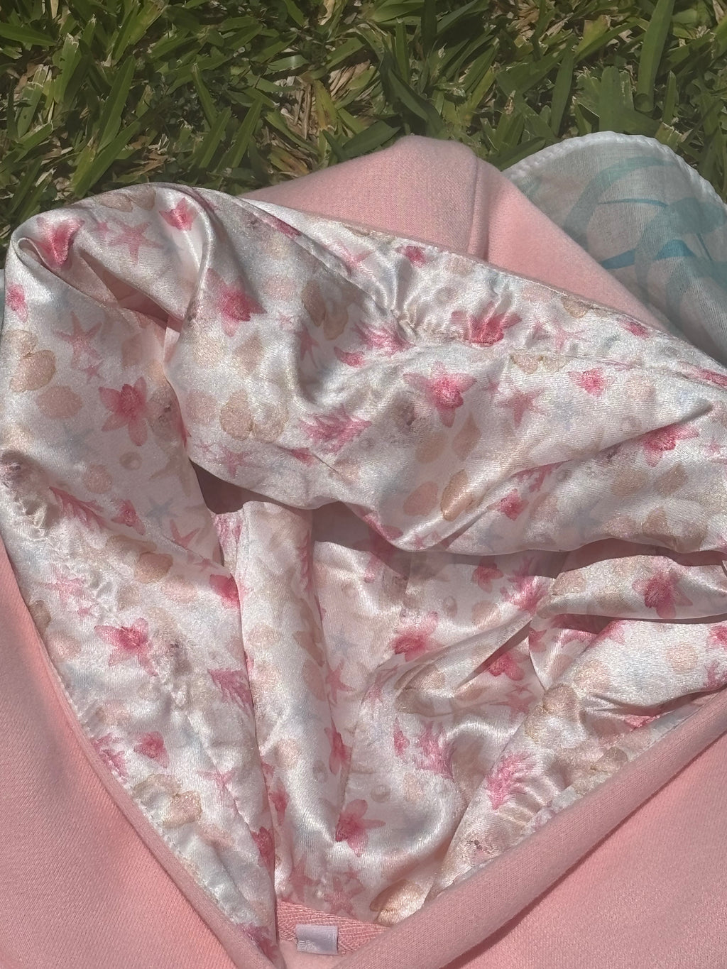 LFdeluxe - Tropical boutique hoodie🐚