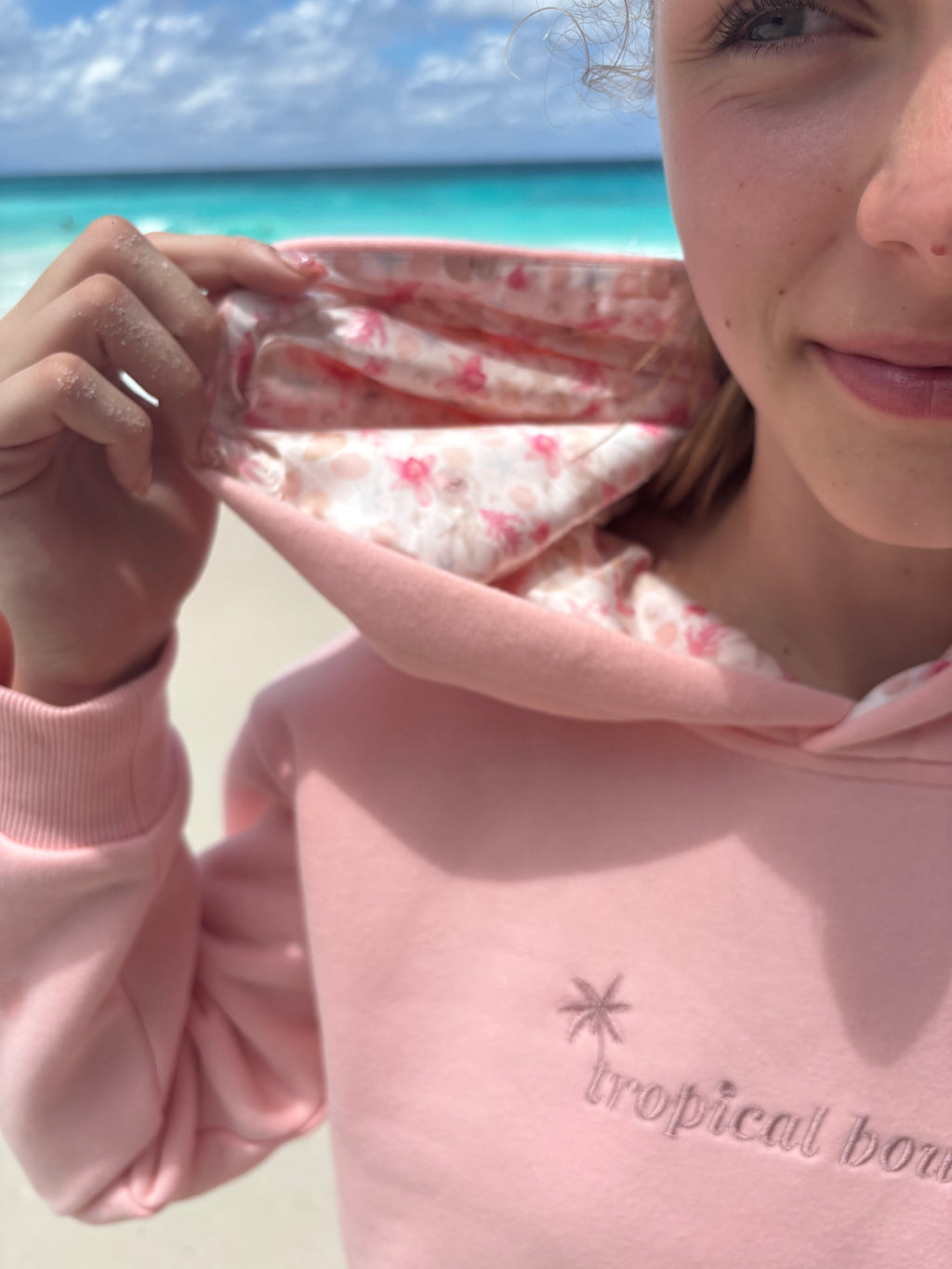 LFdeluxe - Tropical boutique hoodie🐚