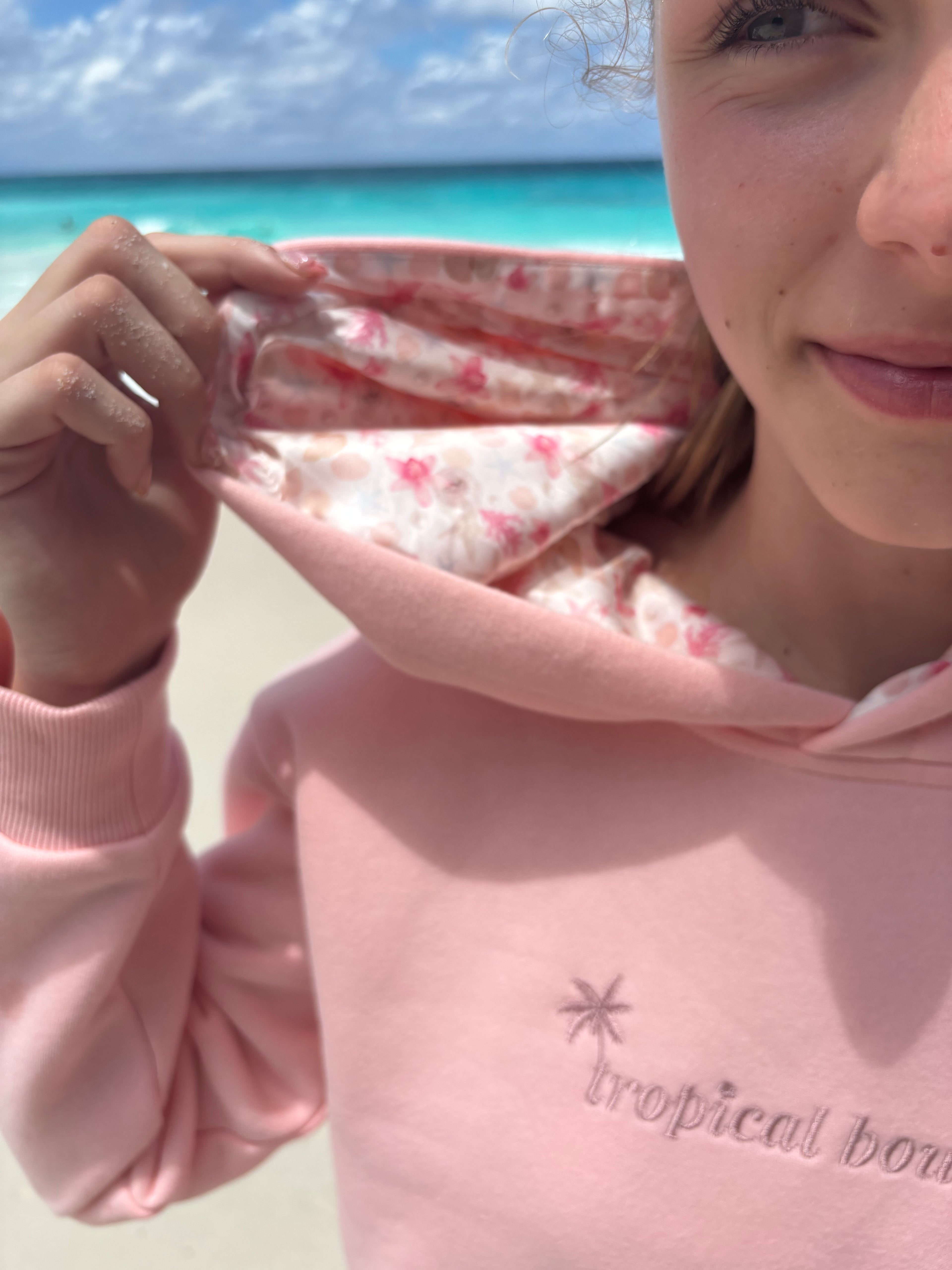 LFdeluxe - Tropical boutique hoodie🐚